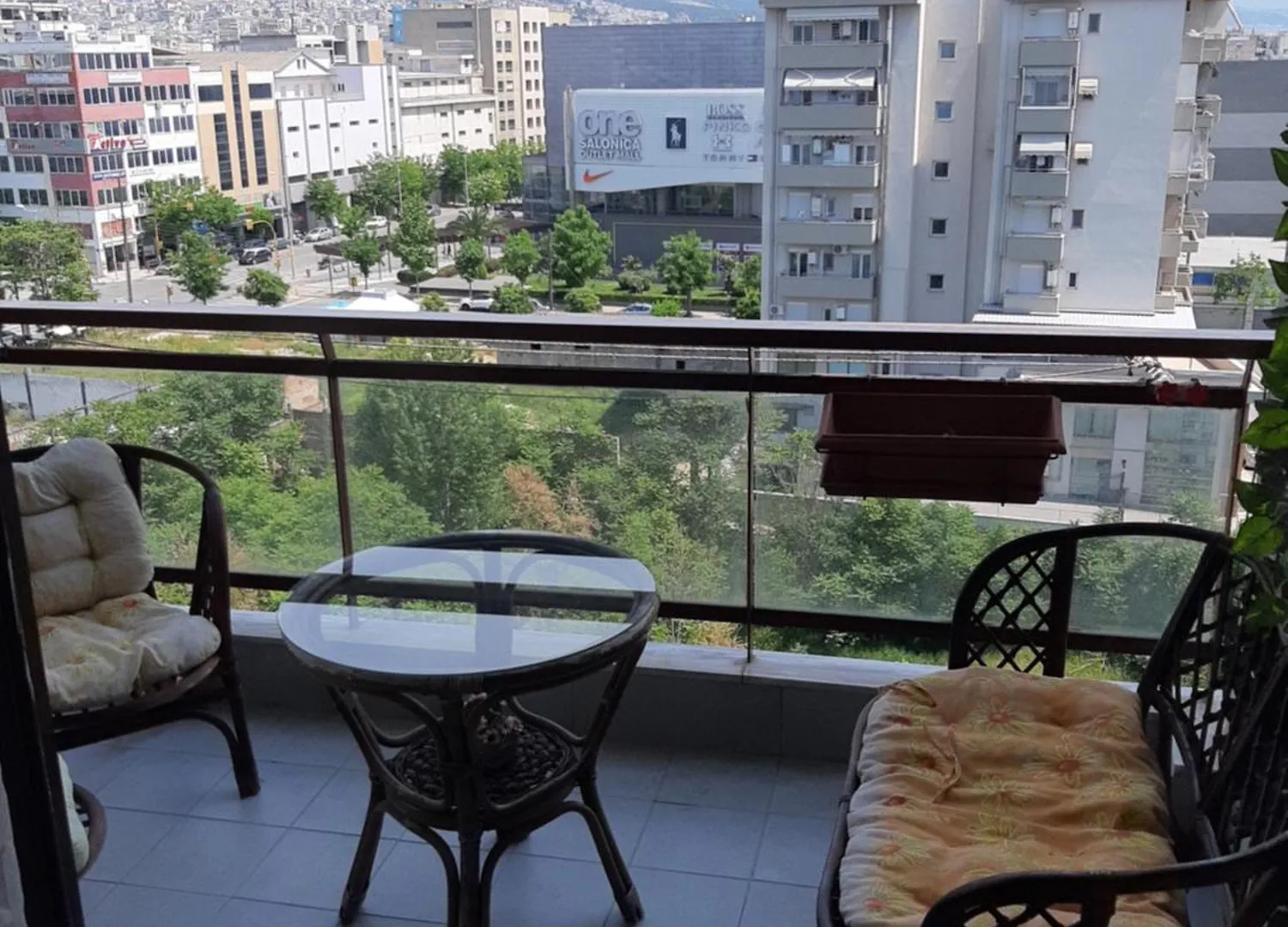 Sunny Penthouse Apartment Thessaloniki Greece